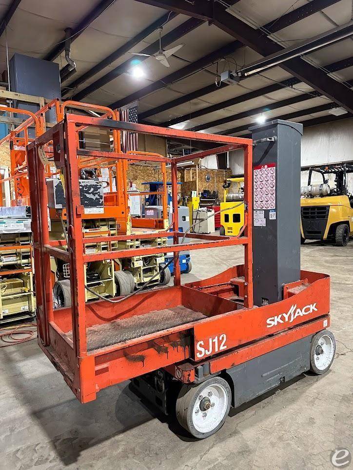 2017 Skyjack SJ12
