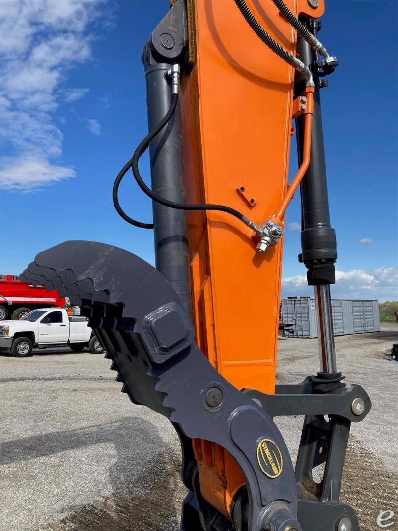 2022 Doosan DX140 LC