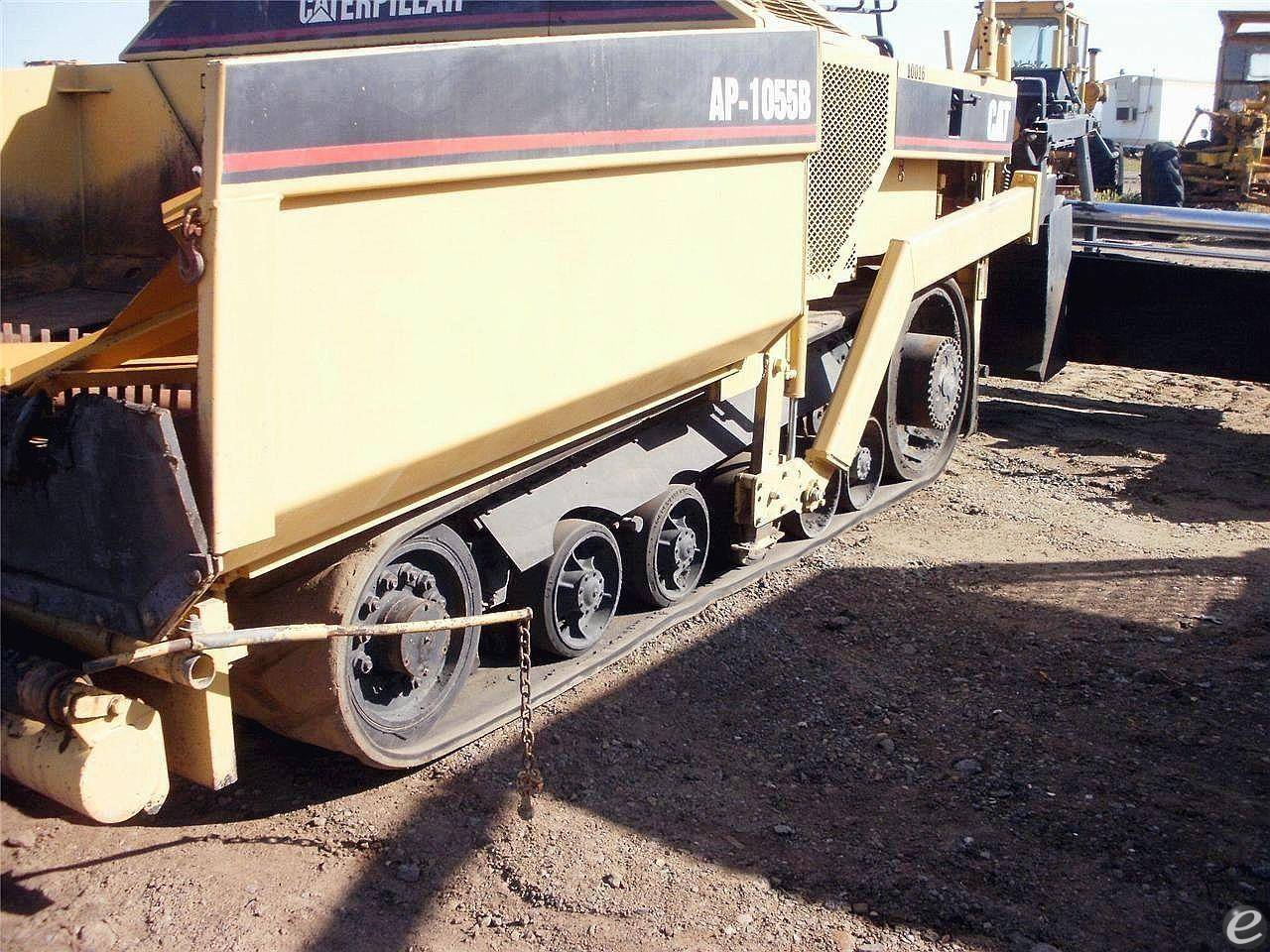 1996 Cat AP-1055B
