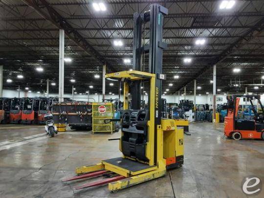 2017 Hyster R30XMA3 Electric Order Picker - 123Forklift