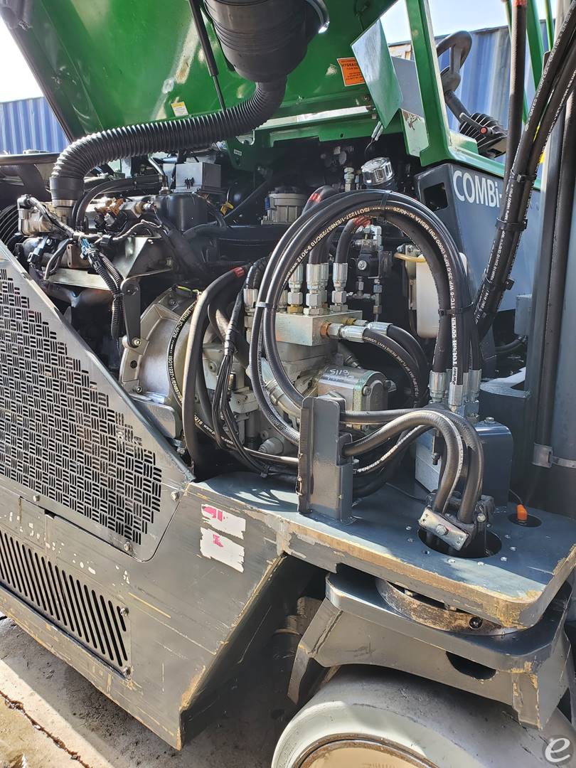 2014 Combilift C8000CB