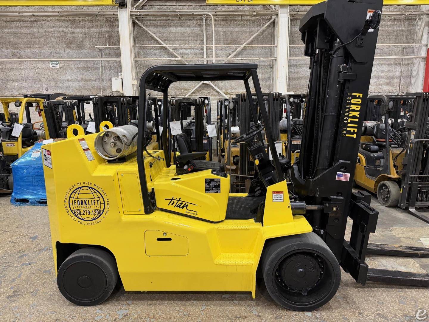 2011 Hoist Liftruck F220B