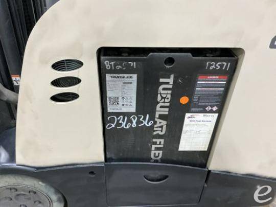 2023 Crown RC5735-35