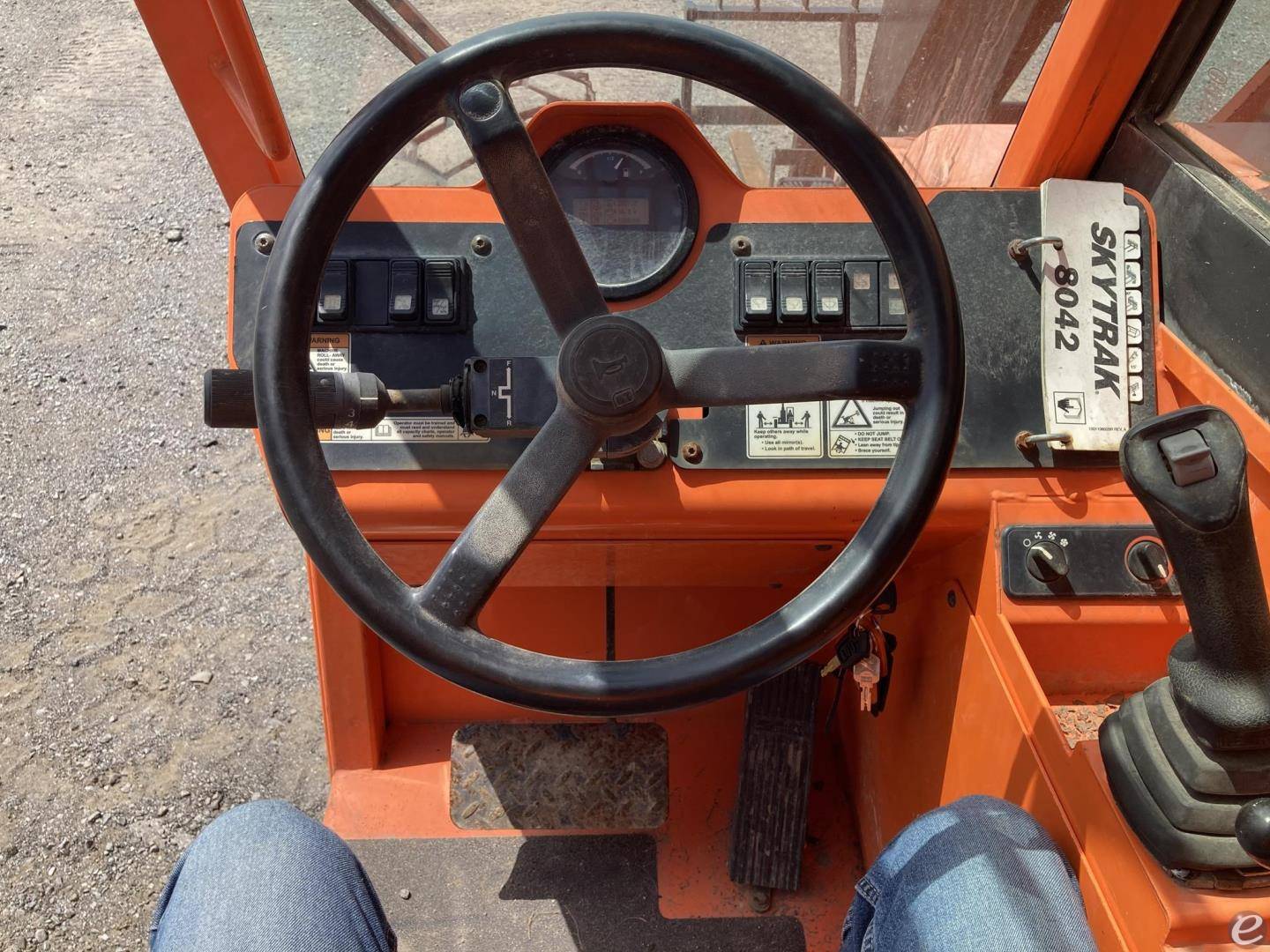 2015 Skytrak 8042