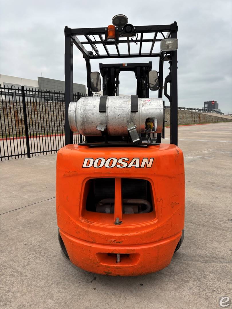 2018 Doosan GC30P-5