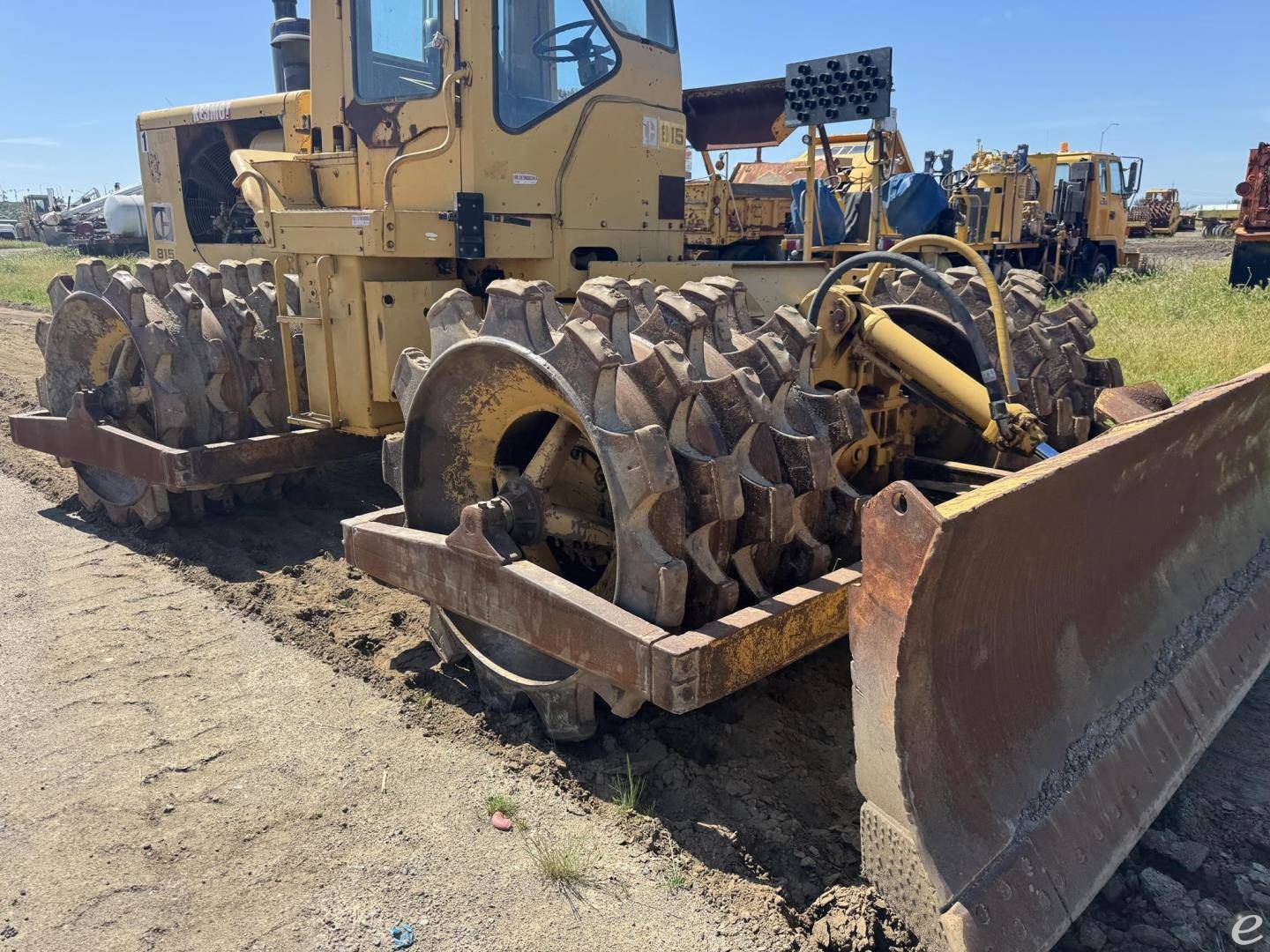 1974 Cat 815