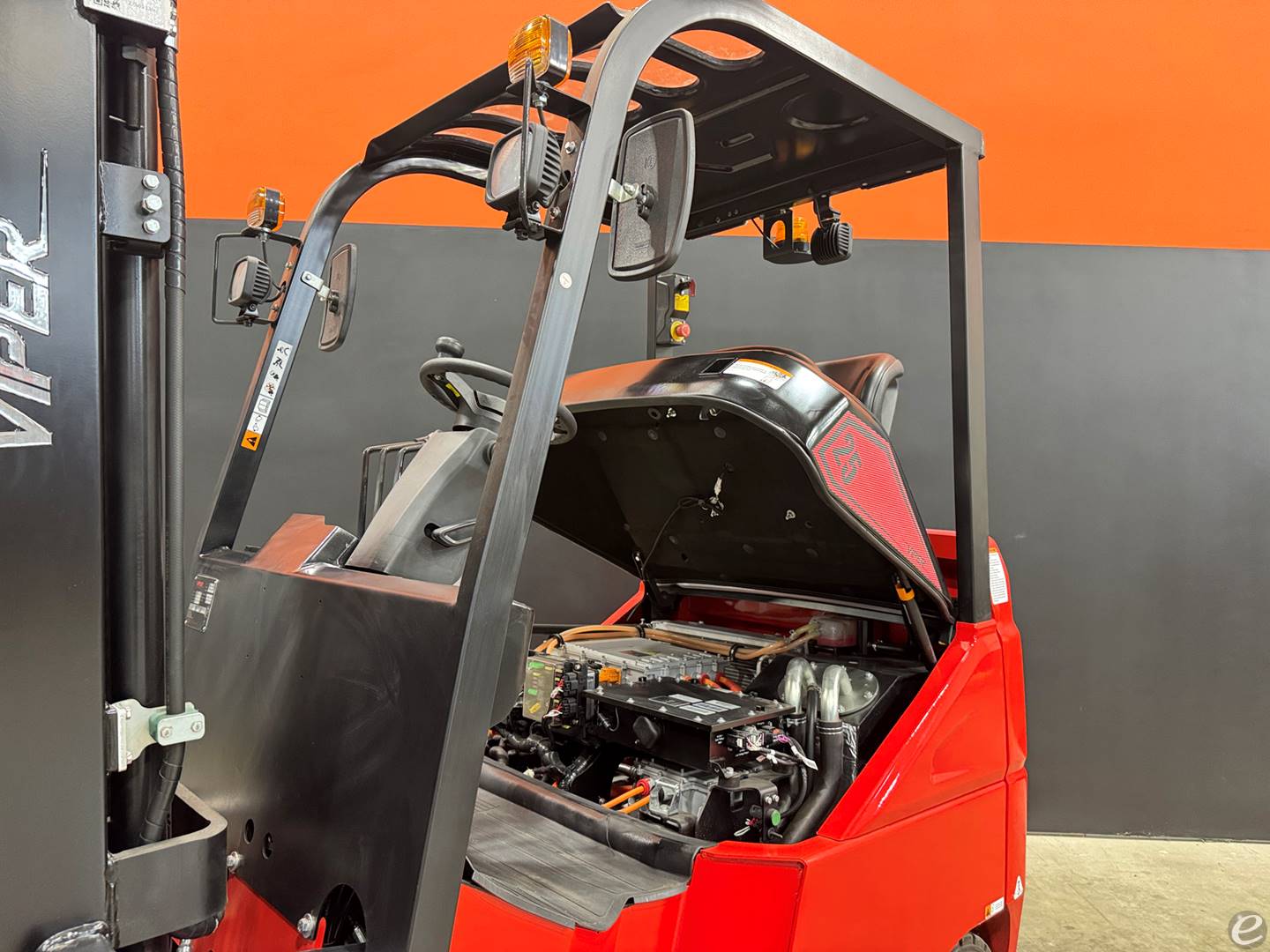 2026 Viper Lift Trucks FB25BCS