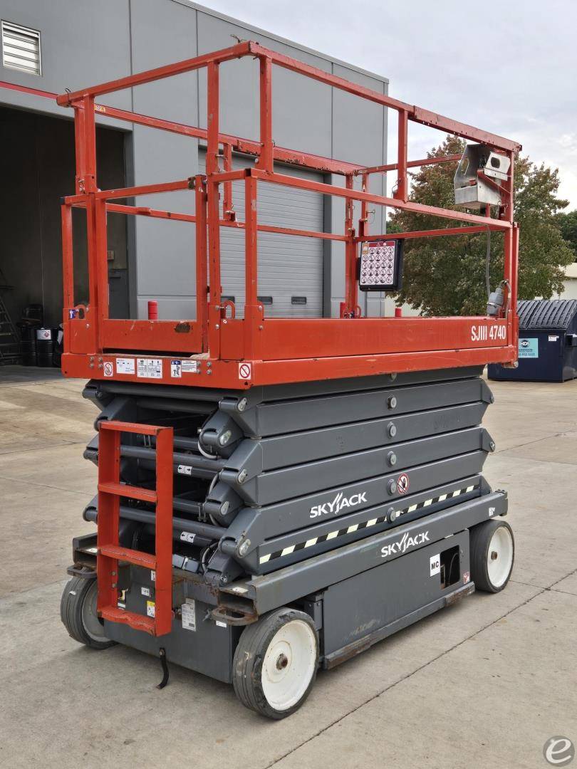 2017 Skyjack SJIII4740