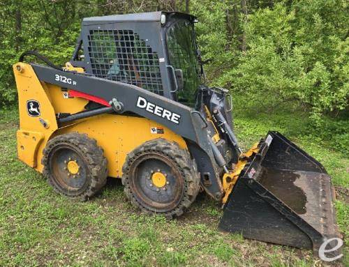2017 John Deere 312GR