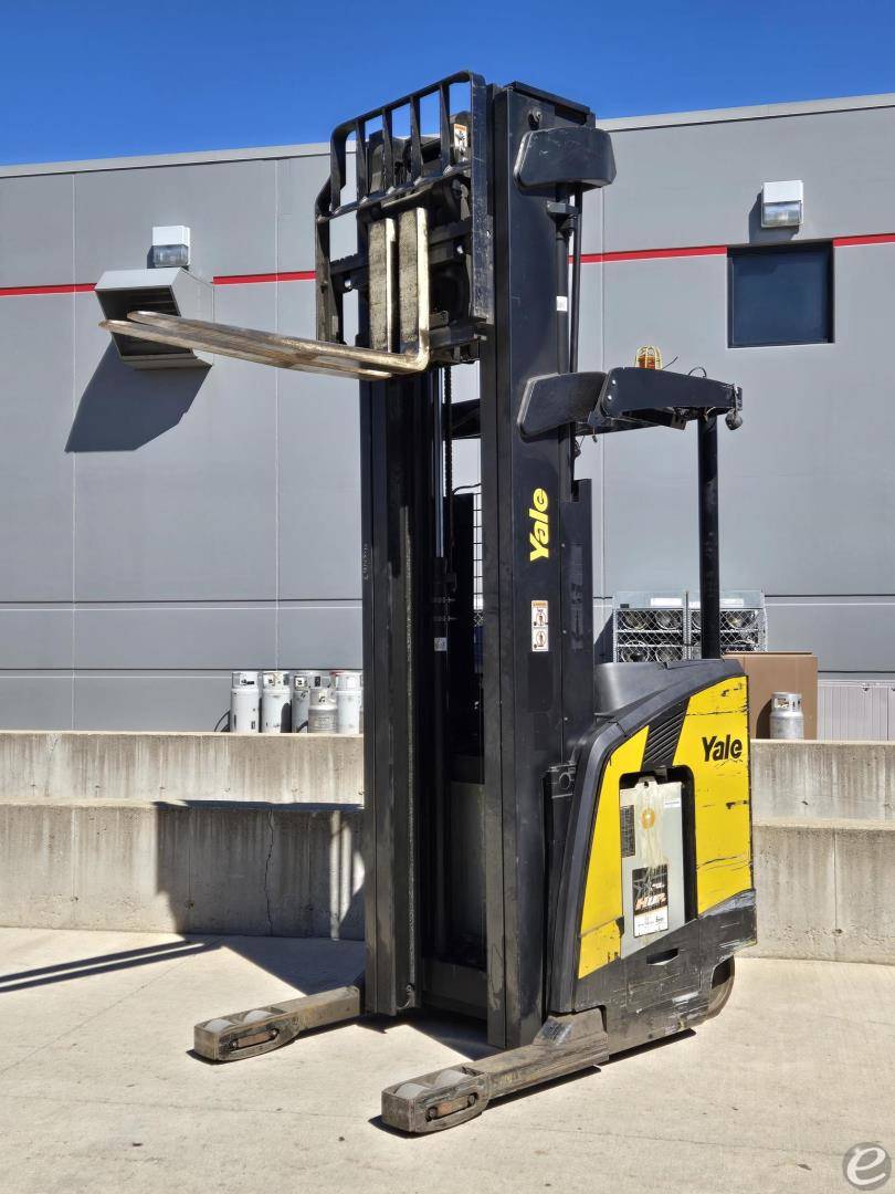 2022 Yale NR045EC