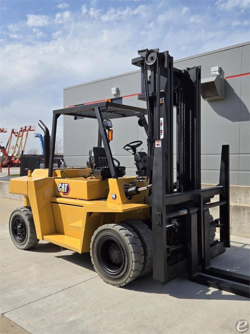 2011 Mitsubishi FD70E Diesel Forklift - 123Forklift