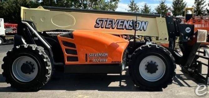 2022 JLG 1255