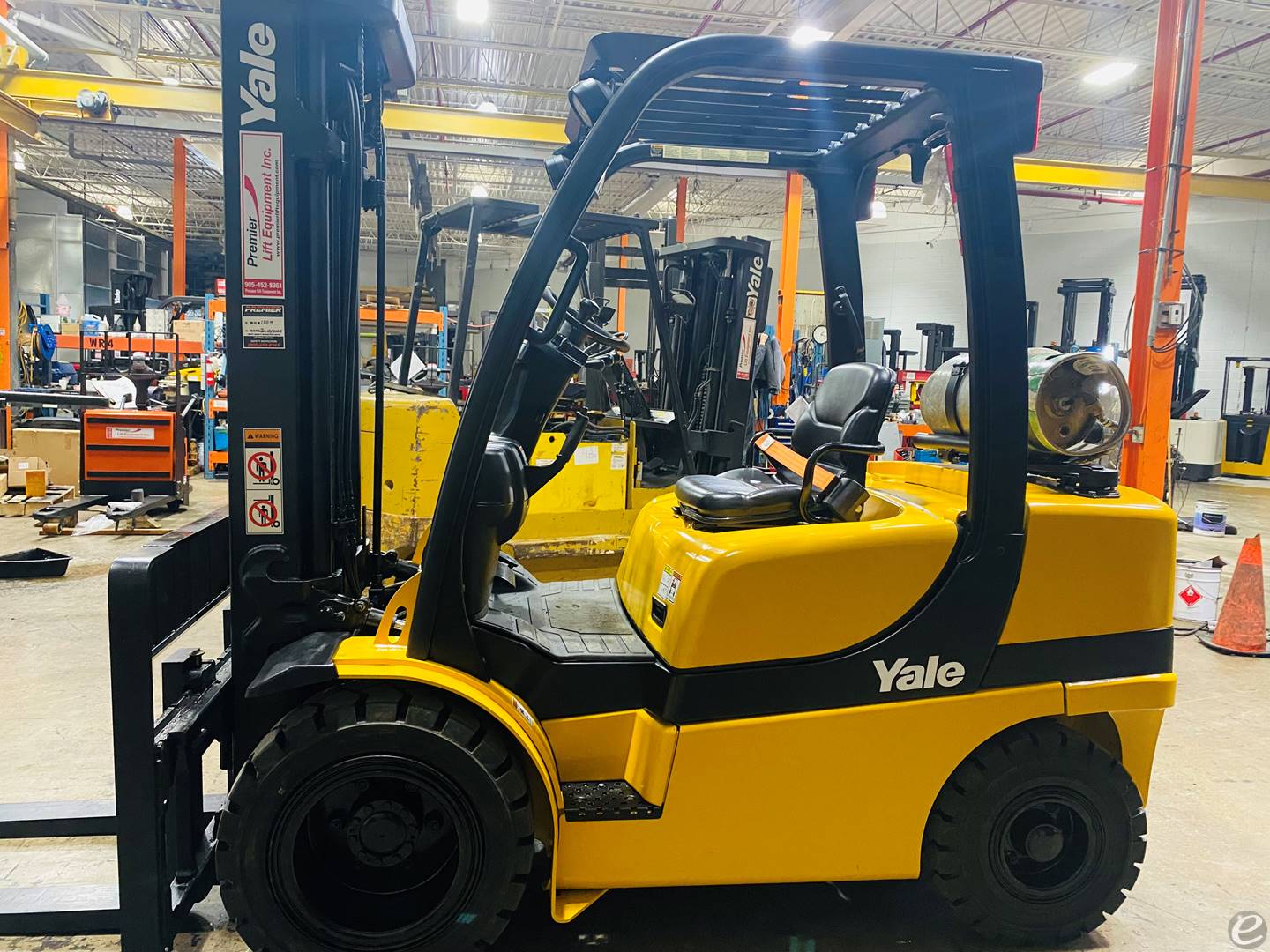 2019 Yale GLP050MX
