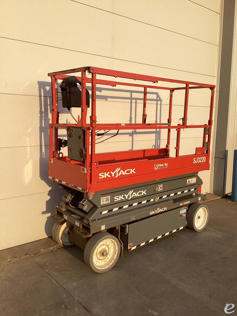 2021 Skyjack SJ3220-A