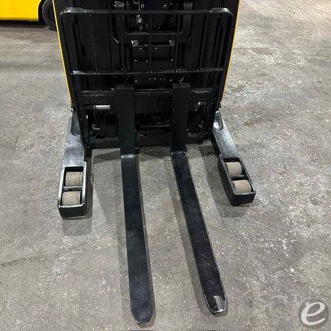 2021 Yale NR045EB