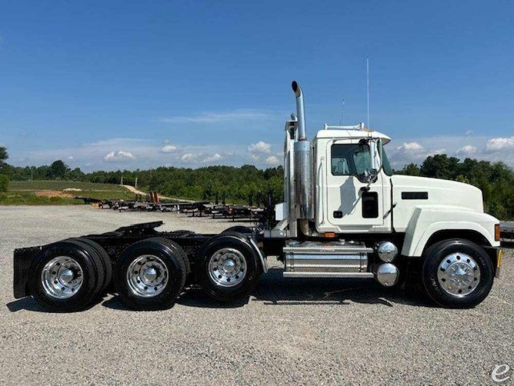 2007 Mack CHN613