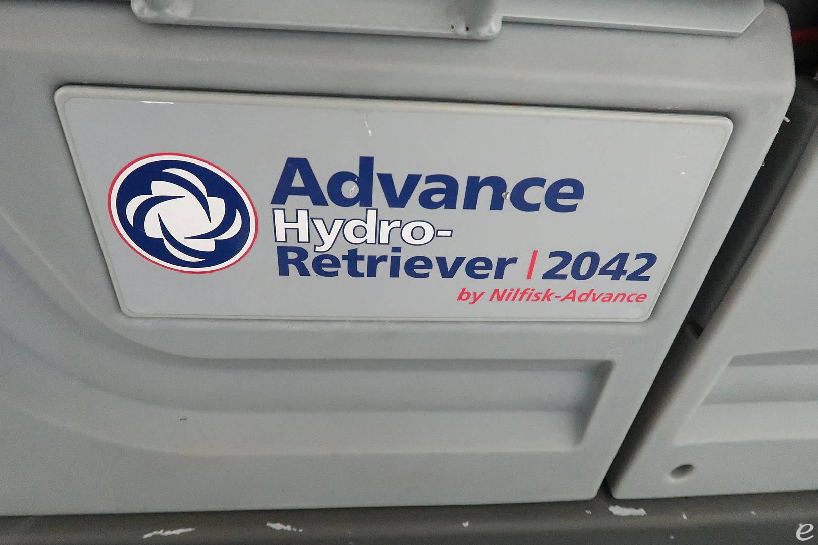 2011 Advance 2042