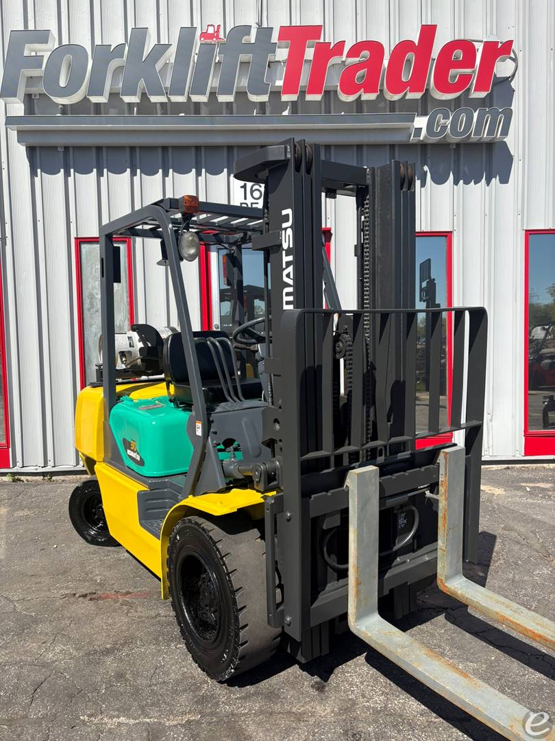 2005 Komatsu FG30HTLS-14