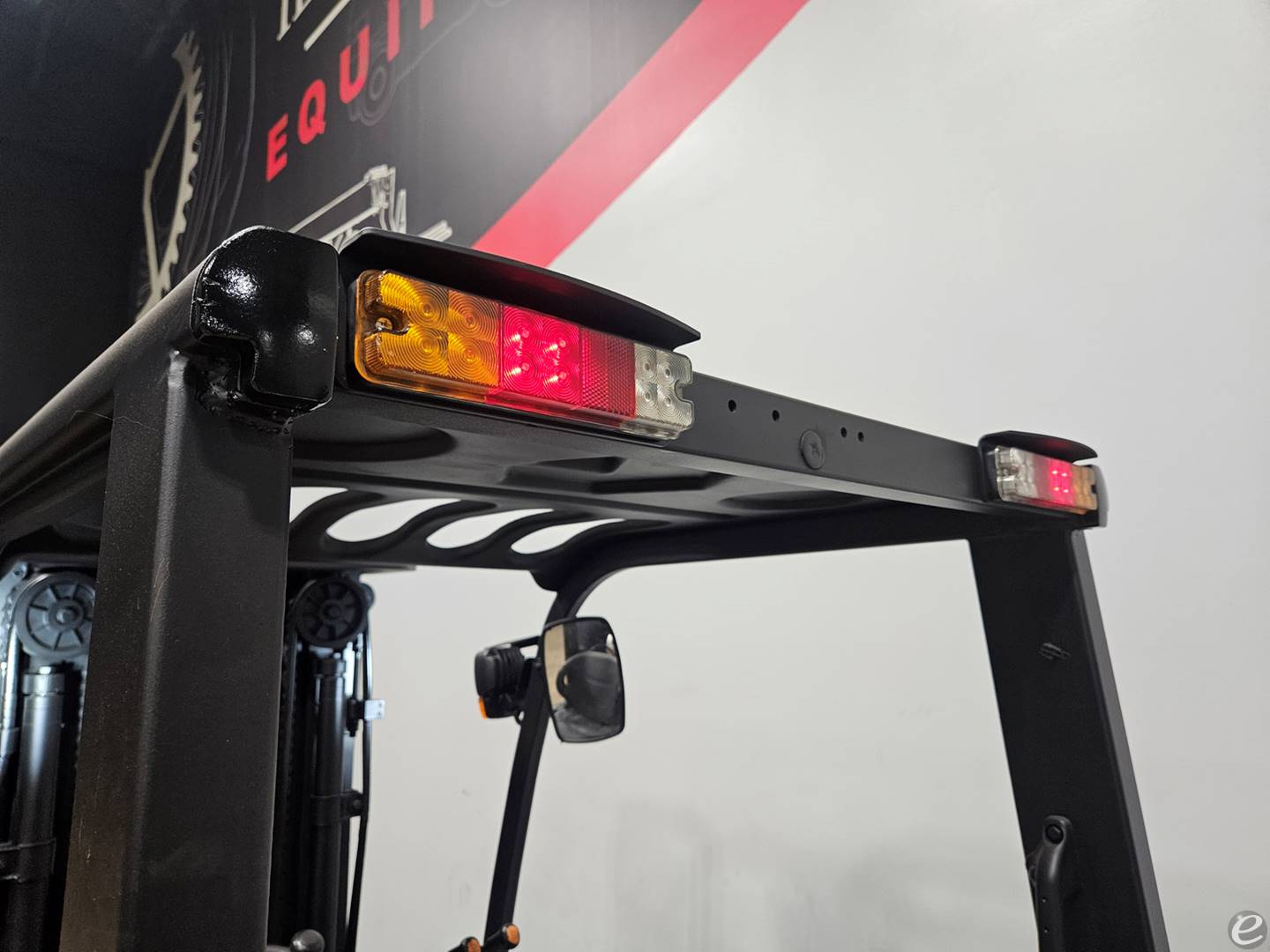 2020 Viper Lift Trucks FY25