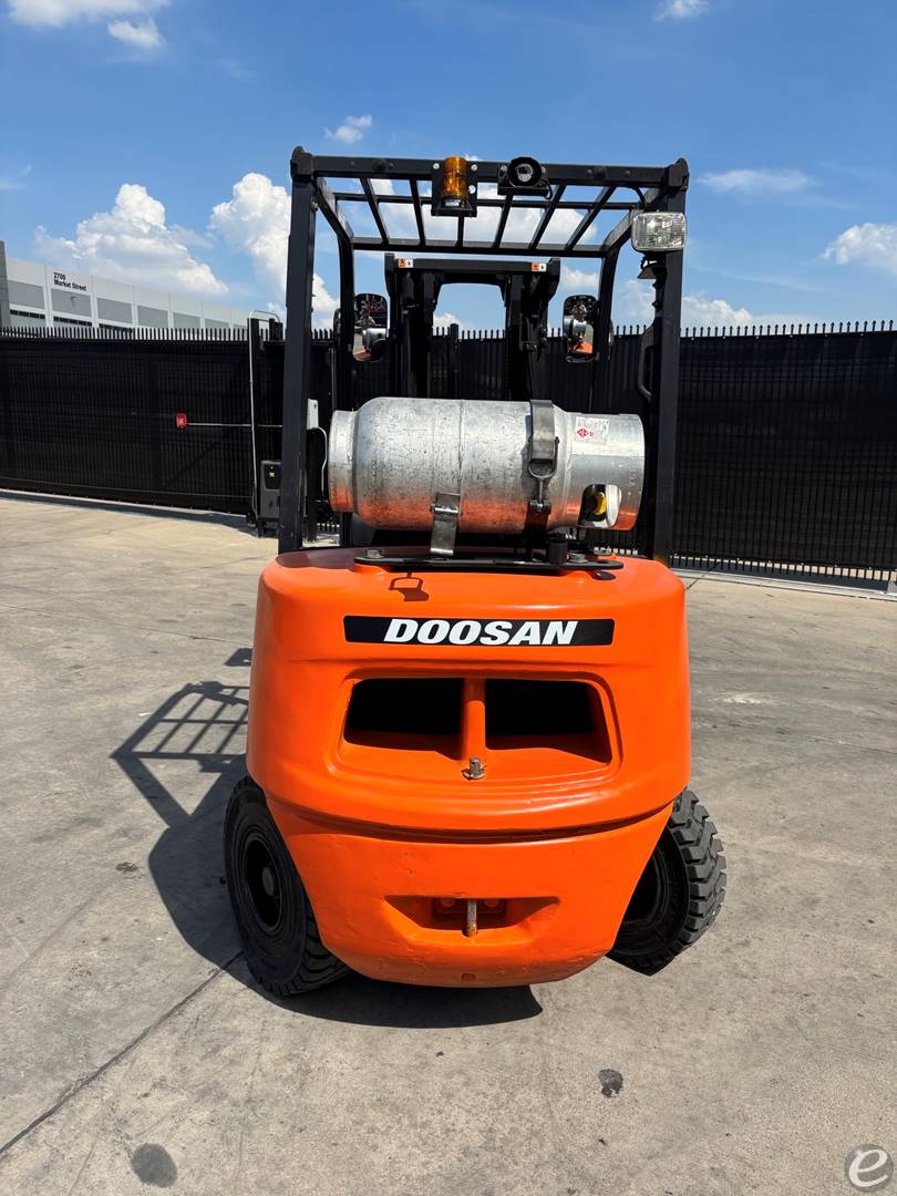 2016 Doosan G30P-5