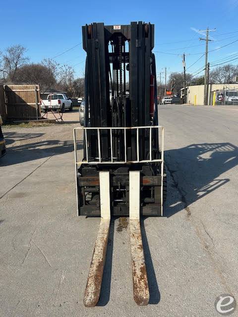 2009 Yale GLC080VXNGSQ093.5