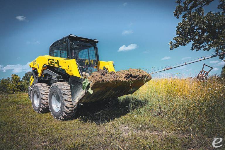 2026 Gehl V275