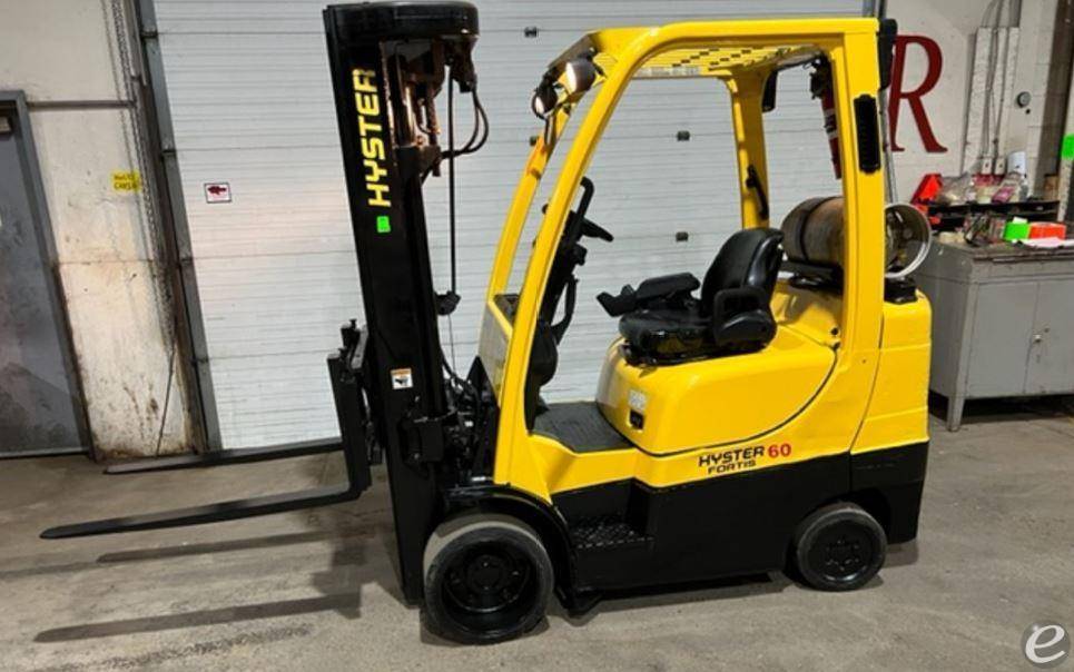 2006 Hyster S60FT LP Gas Forklift