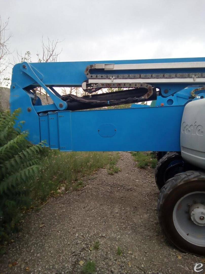 2013 Genie ZX135/70