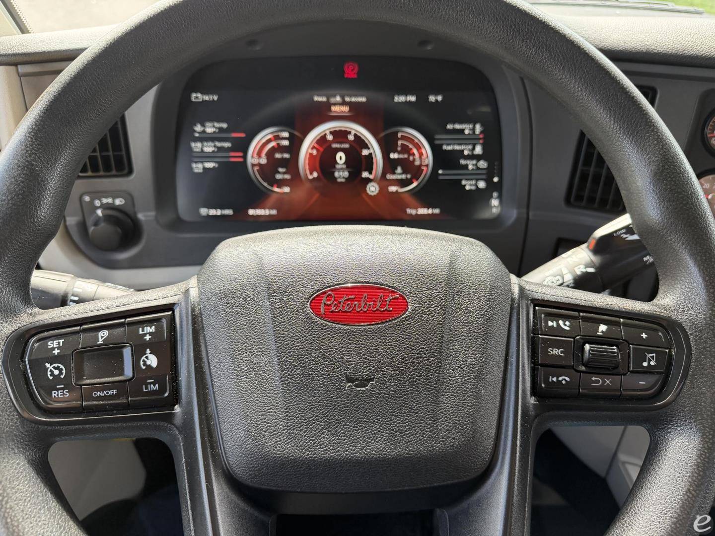 2025 Peterbilt 567