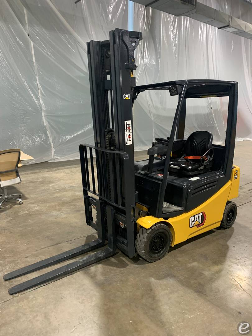 2016 Cat                                       EPC3000 Electric Forklift - 123Forklift