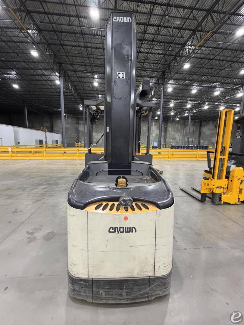 2015 Crown TSP6000-30