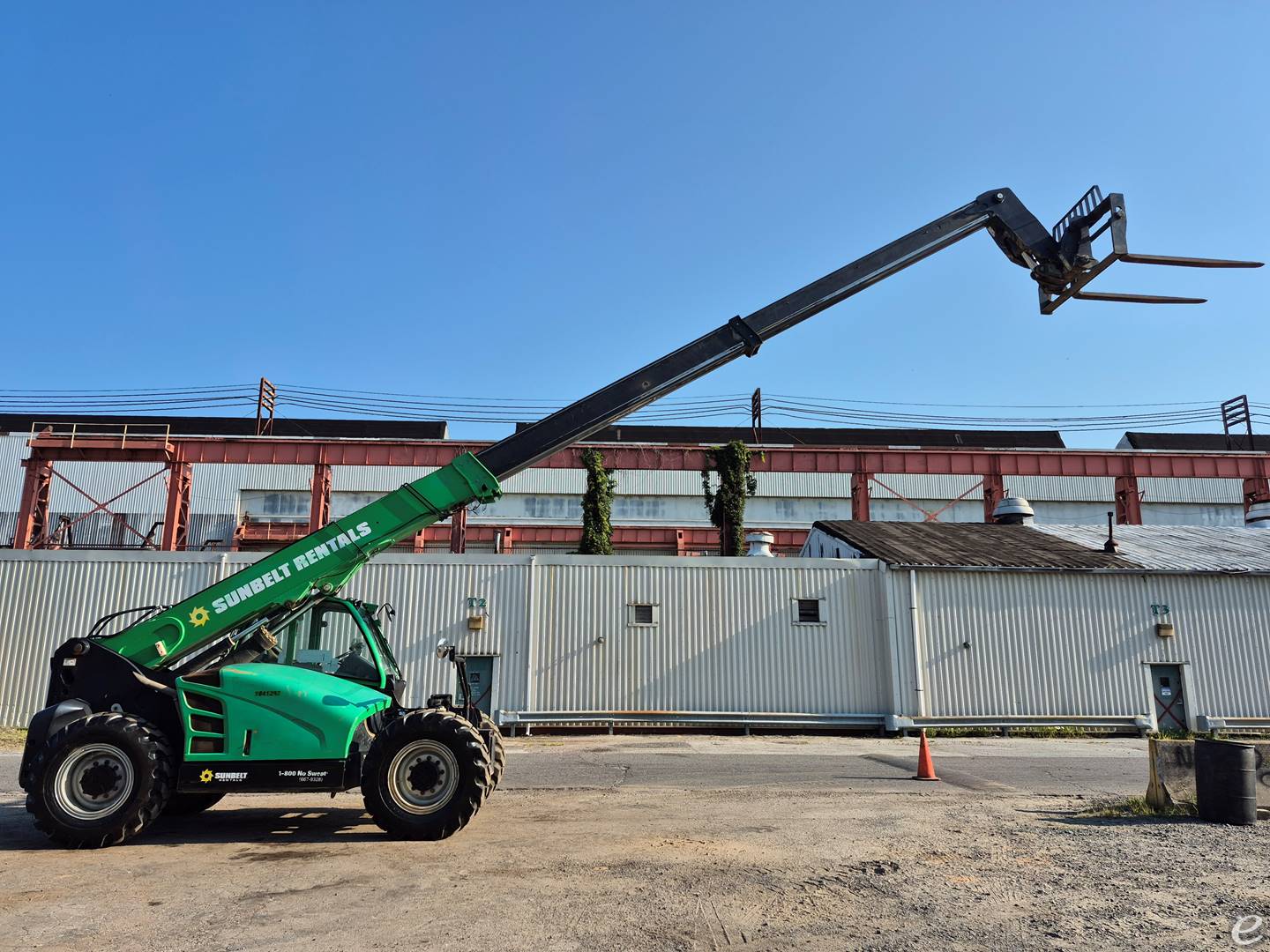 2017 JLG 1644