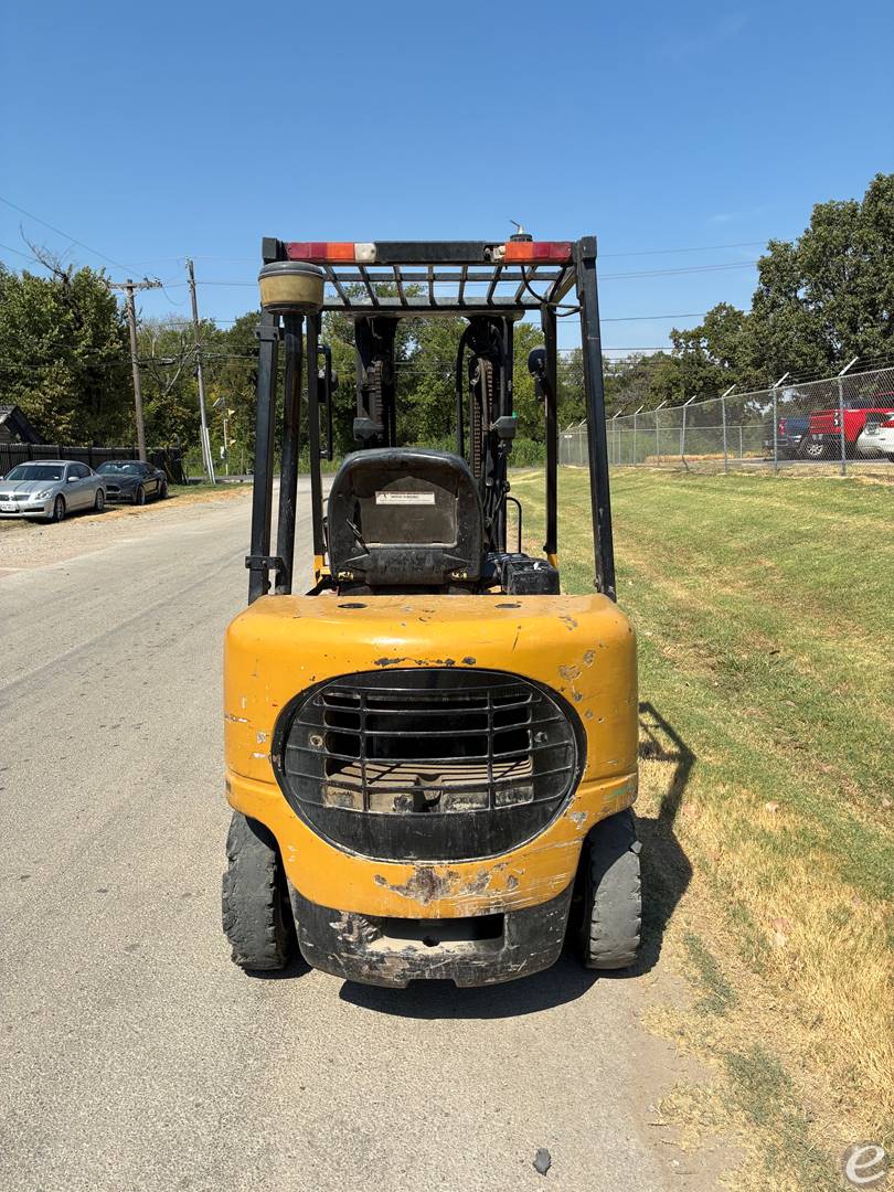 2001 Cat DP25K