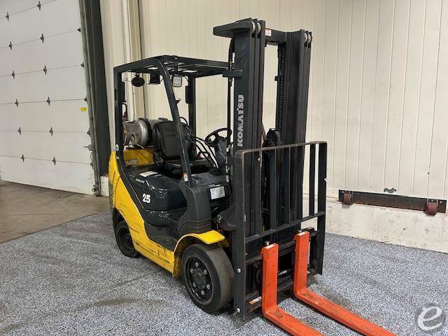 Komatsu FG25ST-16