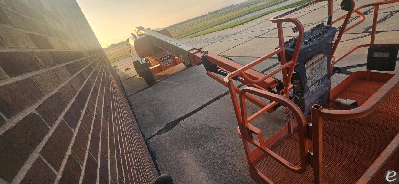 2012 JLG 660SJ