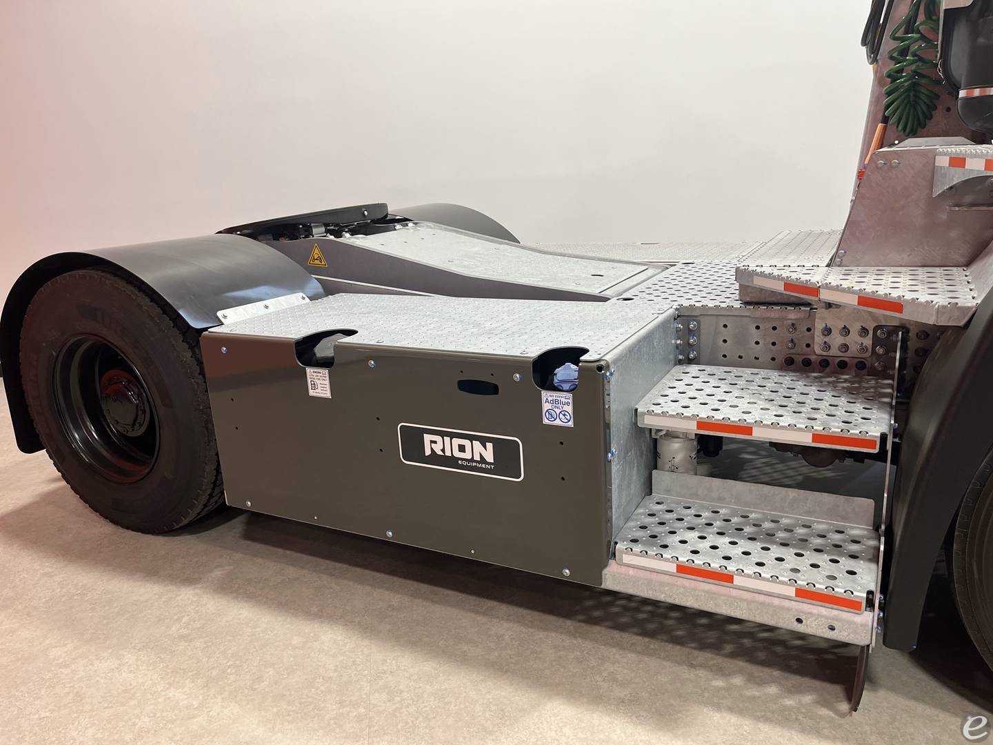 2024 Terberg YT223 Non-DOT