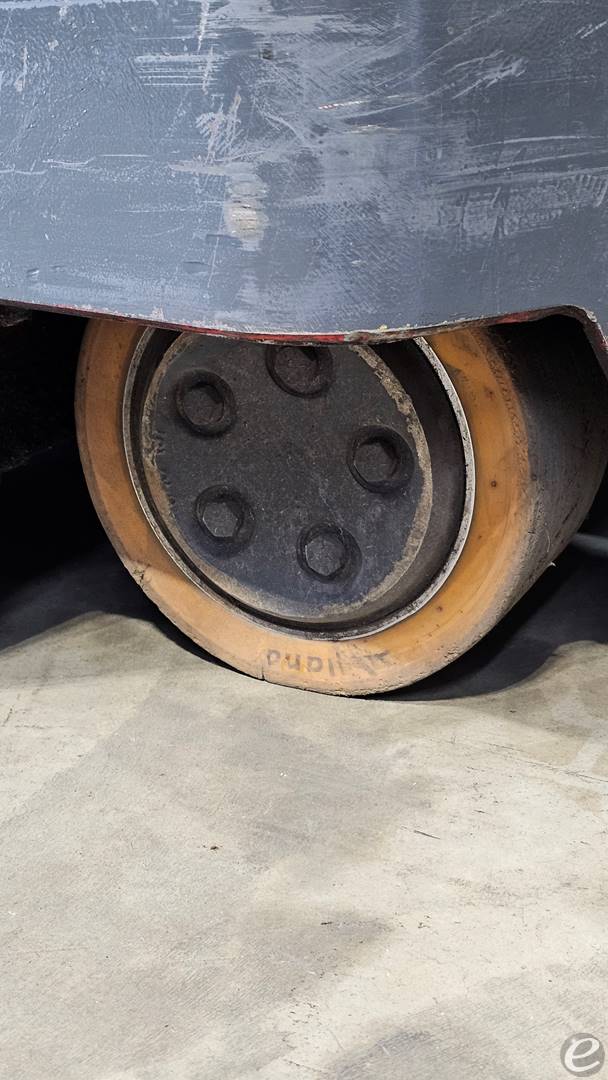 1998 Raymond EASIR30TT