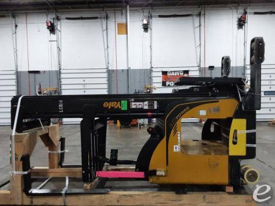 2015 Yale NR045 Electric Reach Truck - 123Forklift