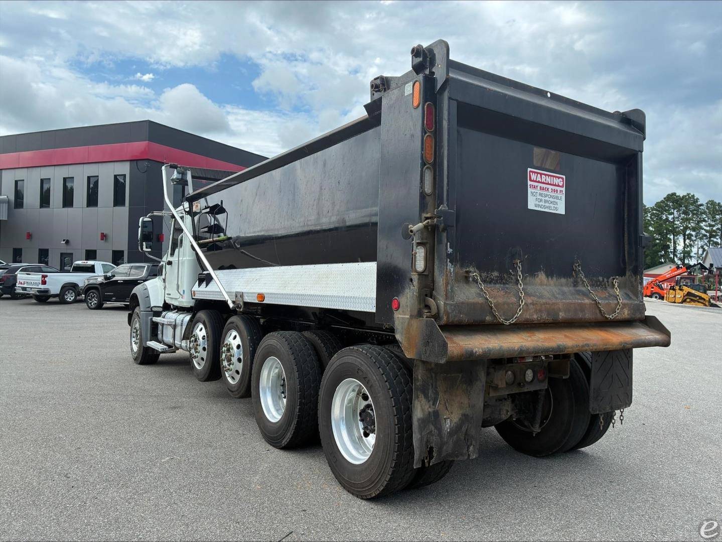 2021 Mack GRANITE 104FR