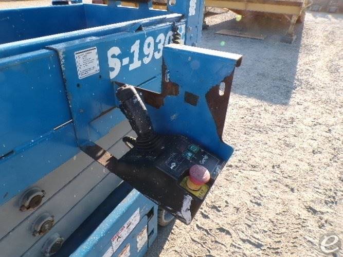 2018 Genie GS-1930