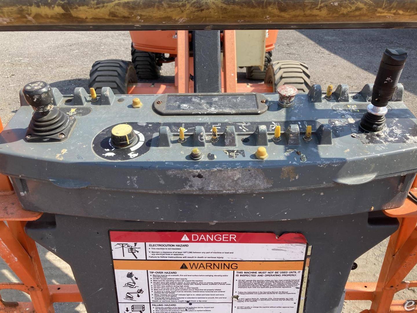 2015 JLG 450AJ