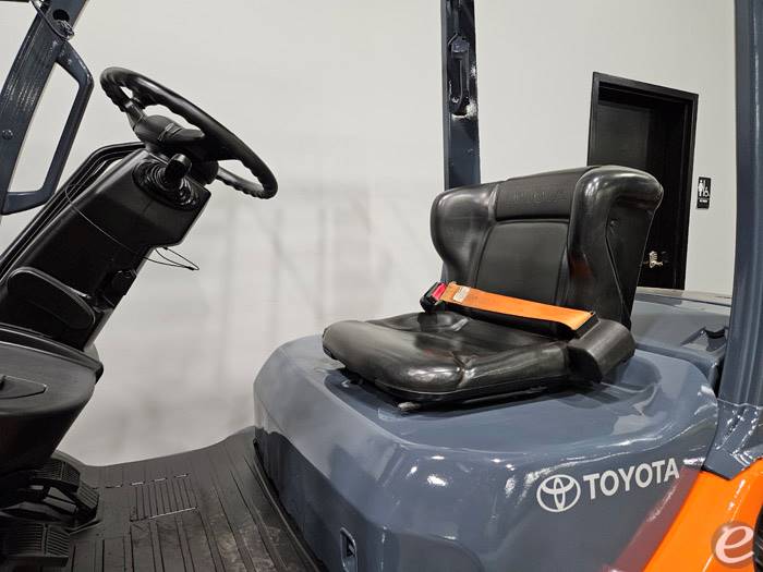 2019 Toyota 8FDU25