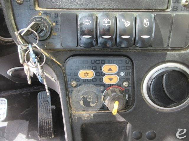 2017 JCB 510-56
