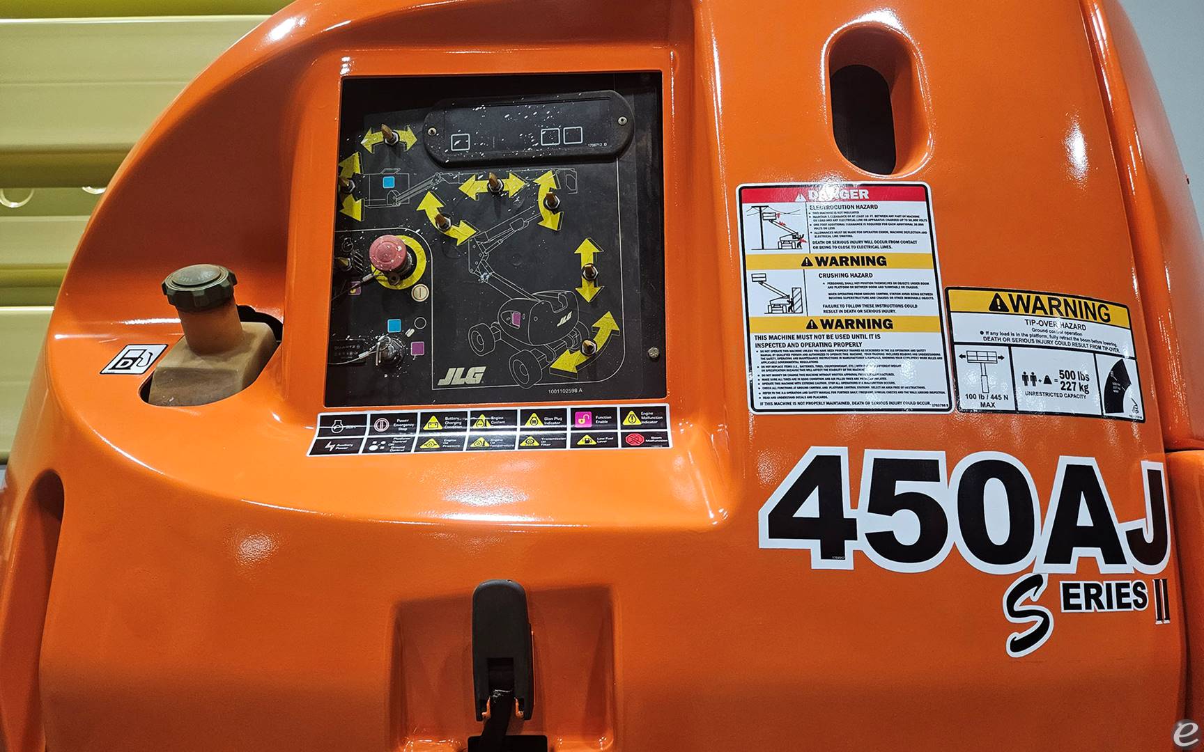2015 JLG 16187
