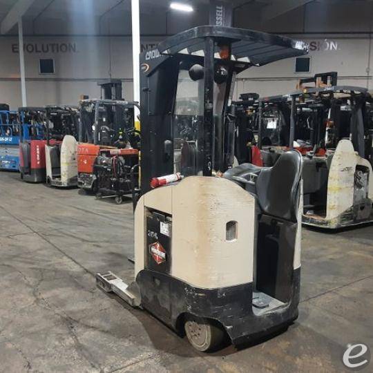 2016 Crown RR5725-45