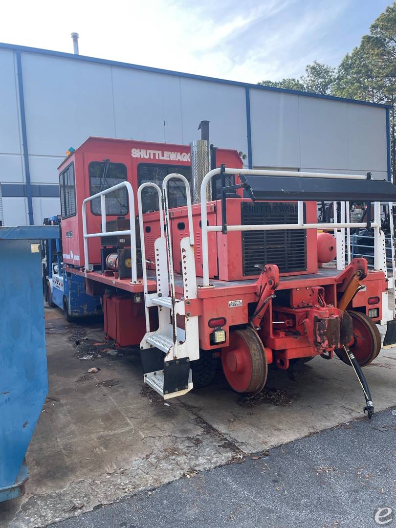 2005 Shuttlewagon SWX435C