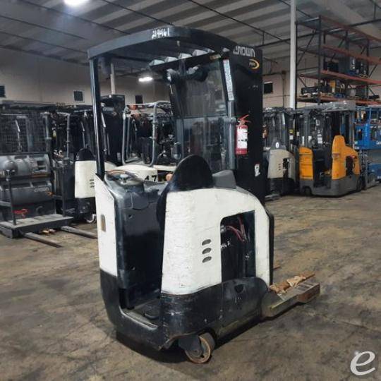2016 Crown RR5725-45