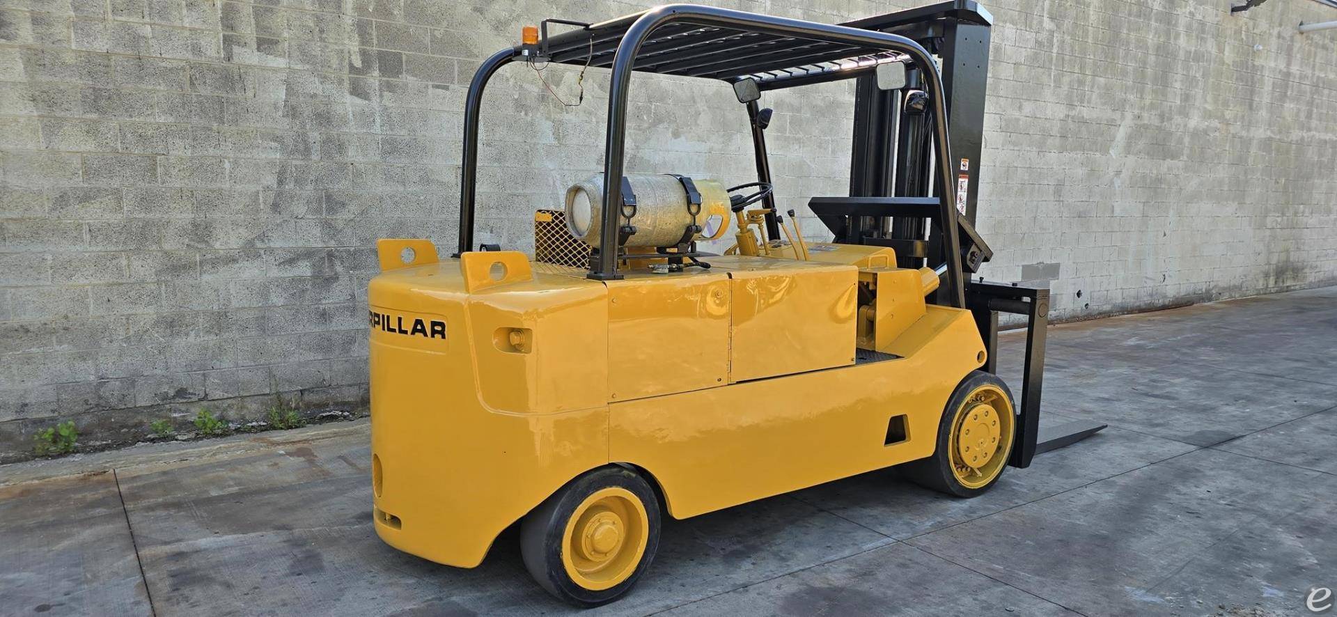 1969 Cat T225