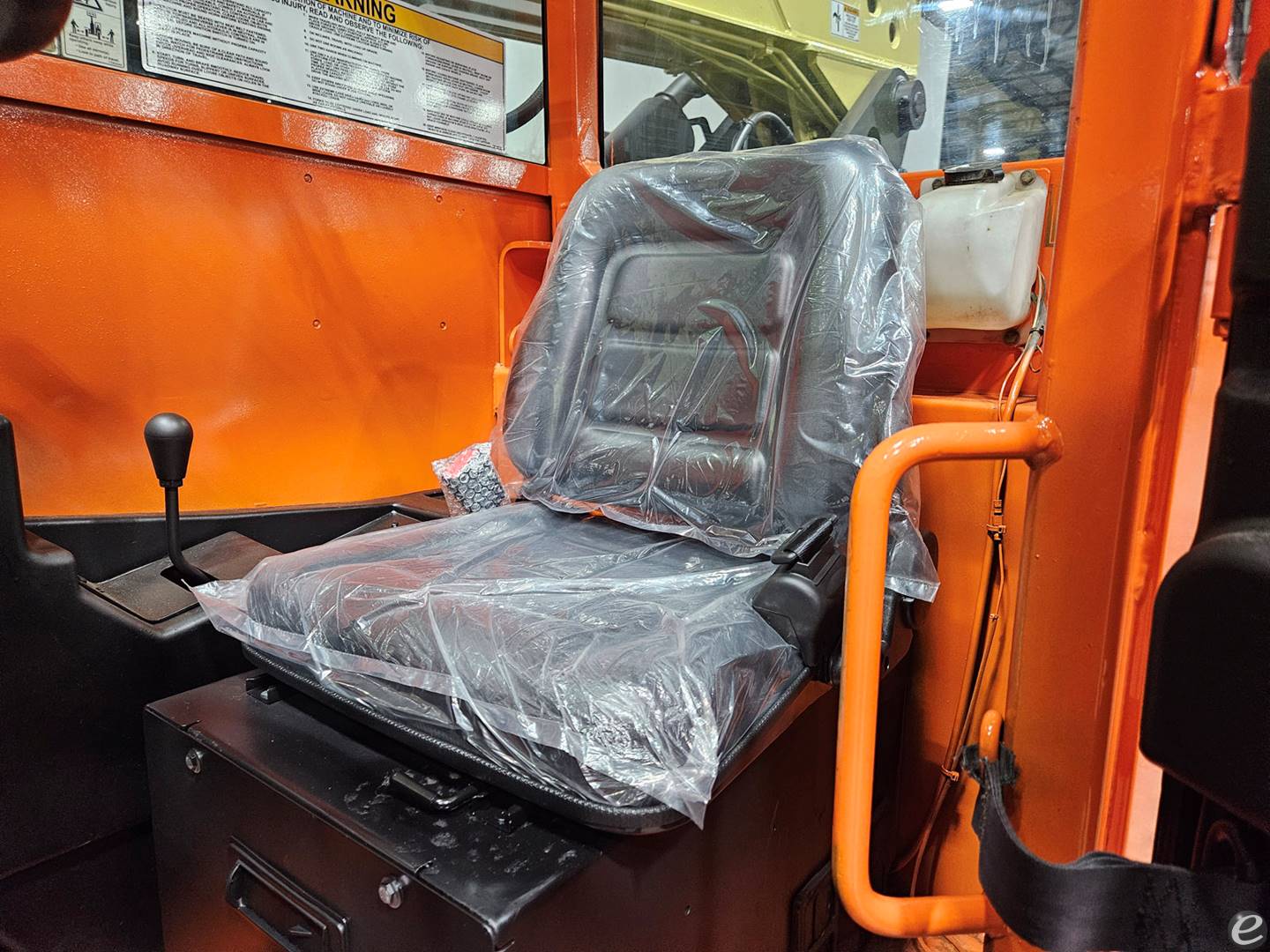 2011 JLG G6-42A
