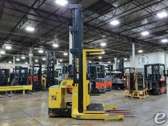 2017 Hyster R30XMA3 Electric Order Picker - 123Forklift